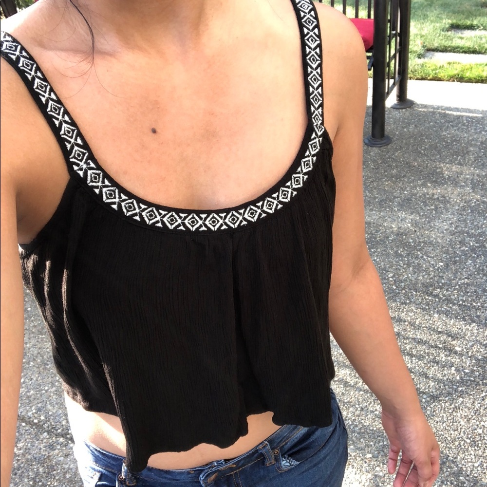 Black, geometric trim, textured crop top